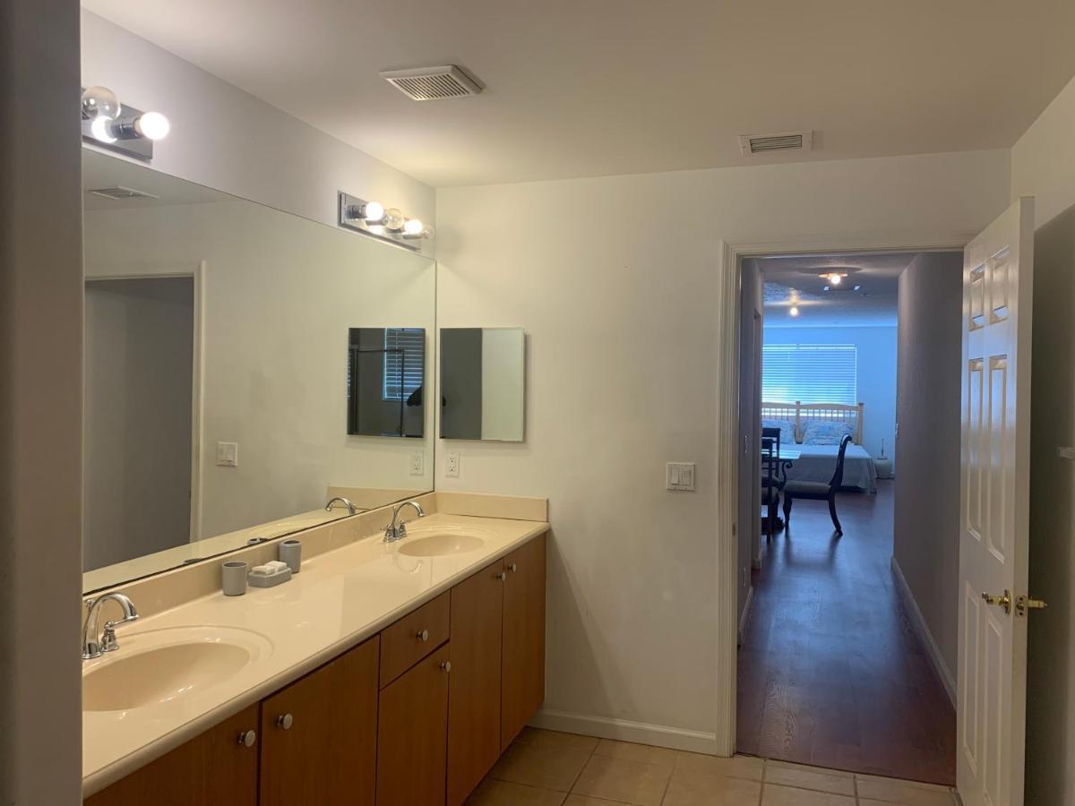 Bedroom Suite In Lauderdale Lakes Townhome Fort Lauderdale Zewnętrze zdjęcie