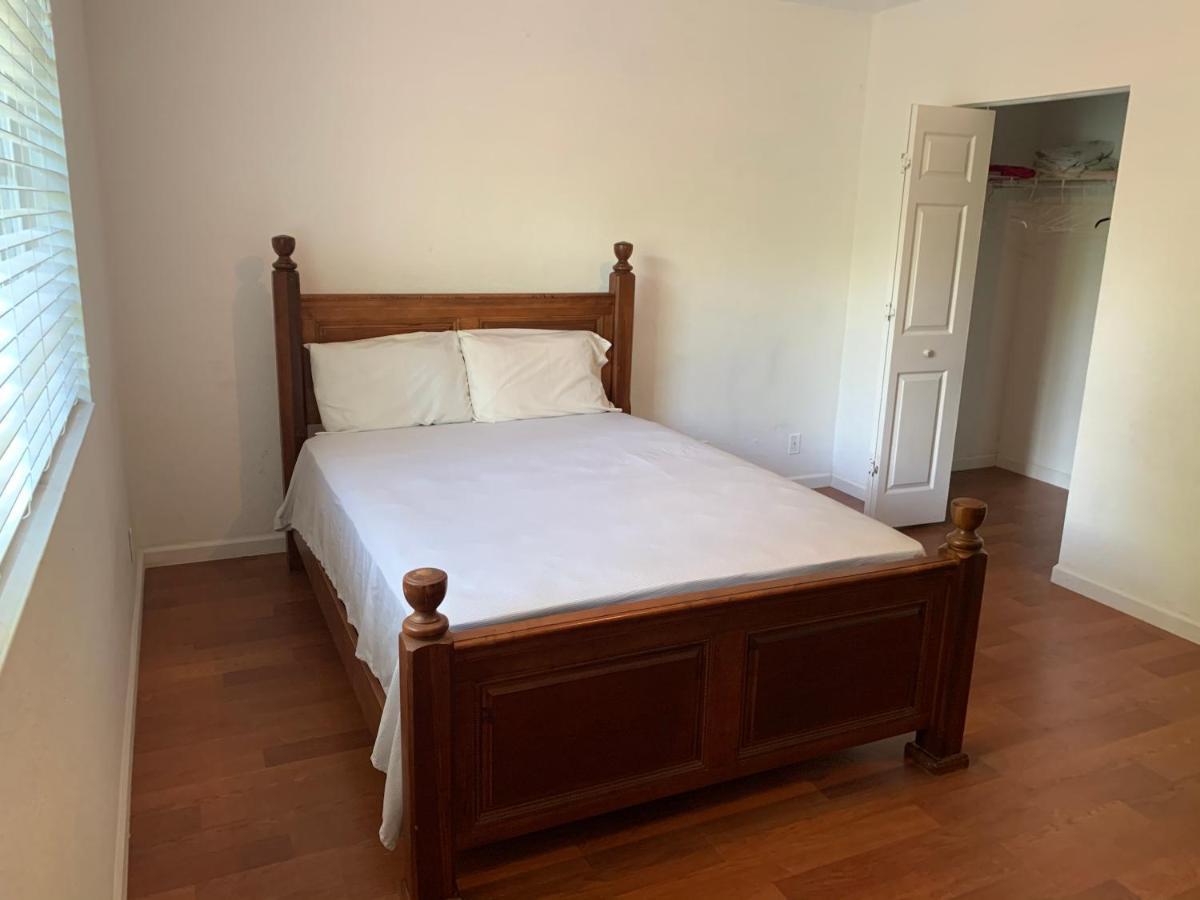 Bedroom Suite In Lauderdale Lakes Townhome Fort Lauderdale Zewnętrze zdjęcie