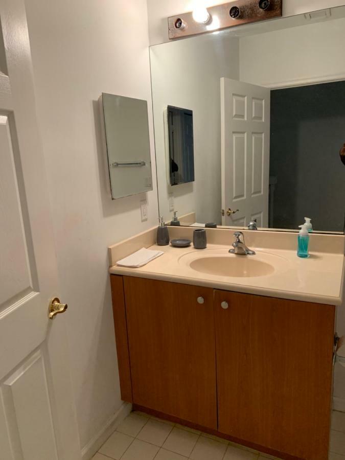 Bedroom Suite In Lauderdale Lakes Townhome Fort Lauderdale Zewnętrze zdjęcie